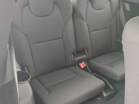 Certified 2026 Volvo XC90 B6 Plus w/ Protection Package Premier image 21