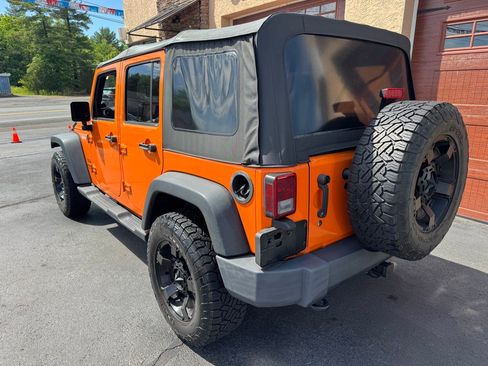 Used 2013 Jeep Wrangler Unlimited Sport AWD/4WD image 6