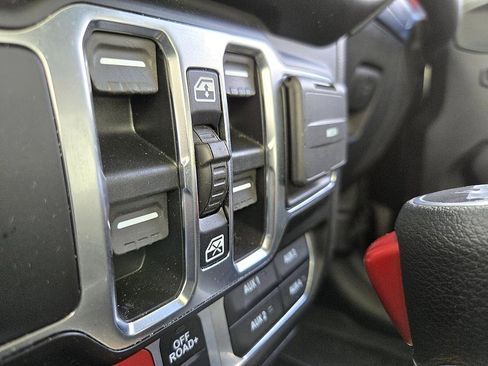 Used 2021 Jeep Wrangler Unlimited Rubicon w/ Dual Top Group image 29