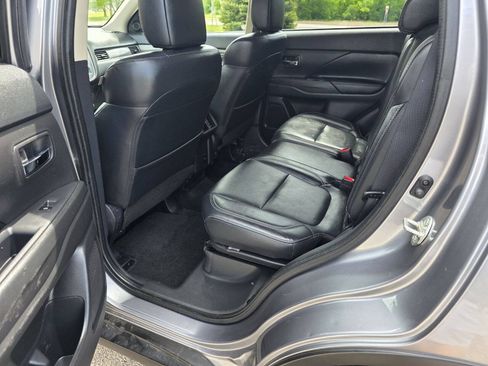 Used 2020 Mitsubishi Outlander SEL AWD/4WD image 14
