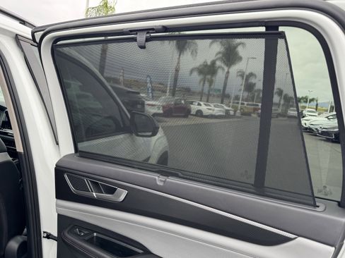 Used 2024 Volkswagen Atlas Peak Edition SE image 38