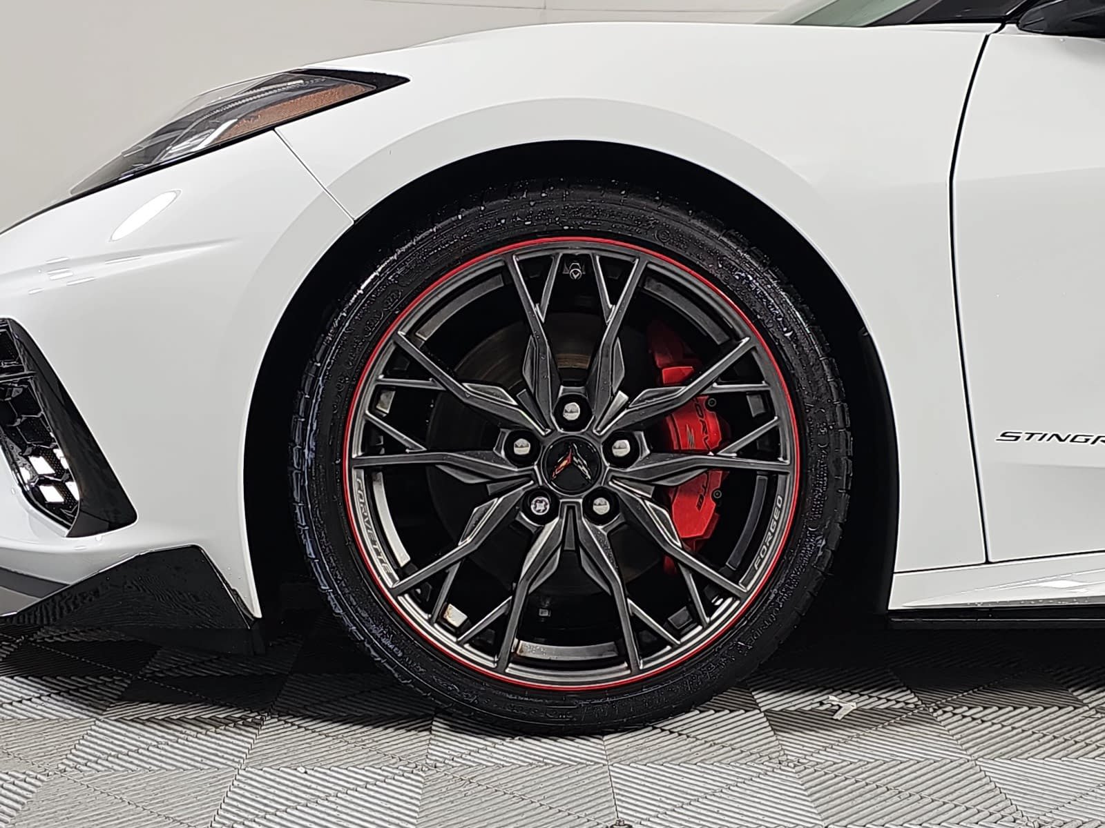 Used 2024 Chevrolet Corvette Stingray Convertible w/ Z51 Performance Package RWD image 10