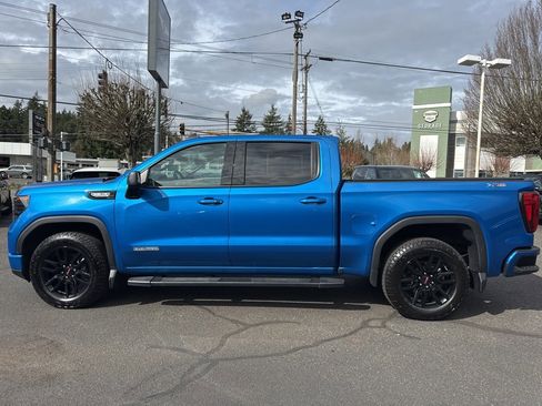 Used 2024 GMC Sierra 1500 Elevation w/ LPO, Elevation Black Package image 4