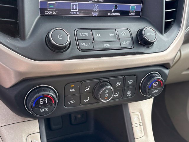 Used 2017 GMC Acadia Denali w/ Technology Package AWD/4WD image 18