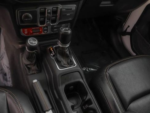 Used 2021 Jeep Wrangler Unlimited Rubicon w/ Trailer Tow Package image 24