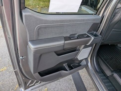 New 2025 Ford F150 Lariat w/ Equipment Group 502A High image 23