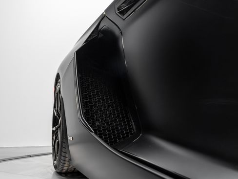 Used 2014 Lamborghini Aventador LP 700-4 image 48