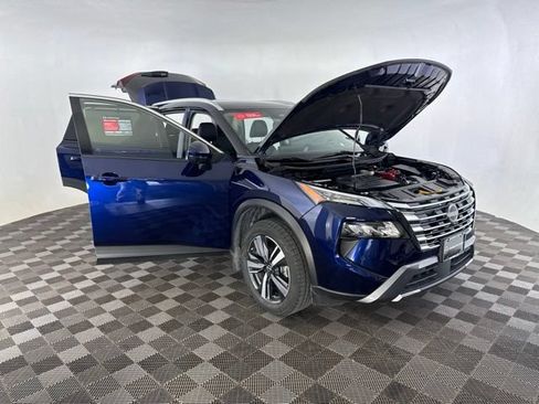 Certified 2024 Nissan Rogue SL w/ SL Premium Package AWD/4WD image 12