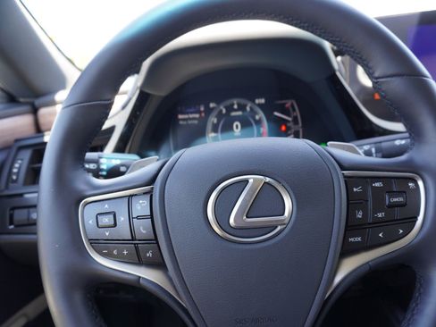 Used 2024 Lexus ES 350 w/ Premium Package FWD image 24