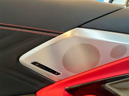 New 2025 Chevrolet Corvette E-Ray image 25