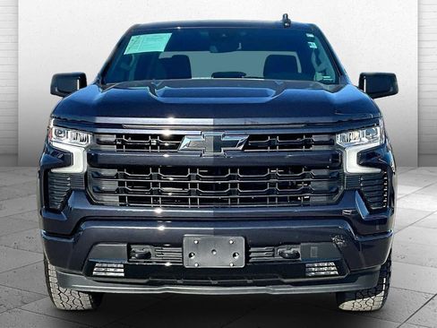 Used 2023 Chevrolet Silverado 1500 RST w/ Z71 Off-Road Package AWD/4WD image 2
