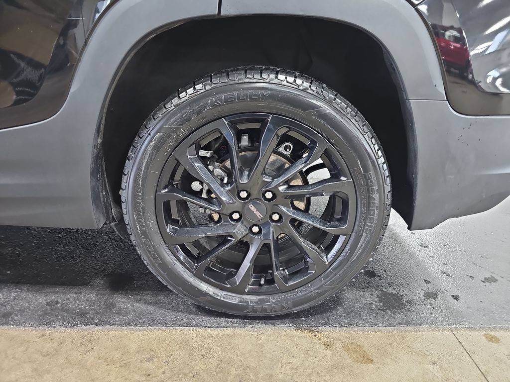 Used 2023 GMC Terrain SLT w/ Elevation Edition AWD/4WD image 35
