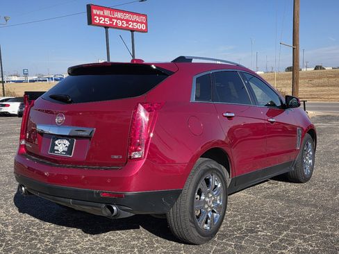 Used 2016 Cadillac SRX Luxury image 7