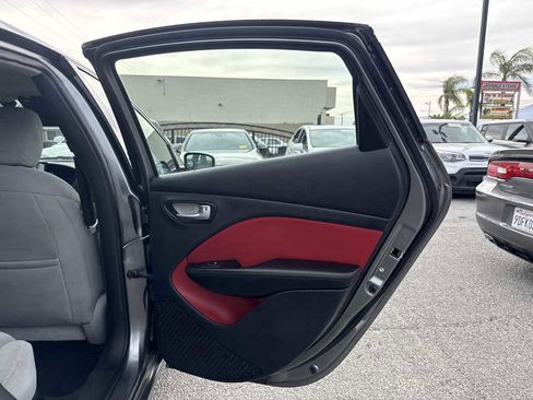 Used 2013 Dodge Dart SXT w/ Popular Equipment Group FWD image 17