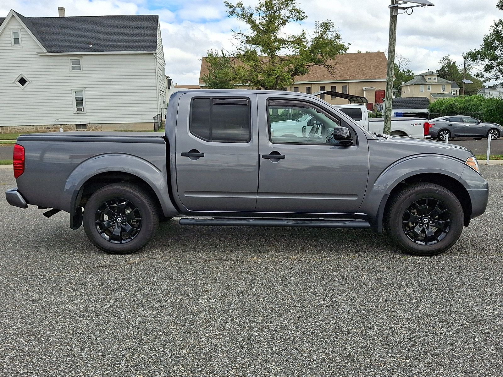 Certified 2021 Nissan Frontier SV w/ Midnight Edition Floor Mats AWD/4WD image 7