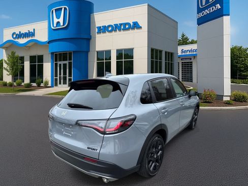Certified 2025 Honda HR-V Sport image 6