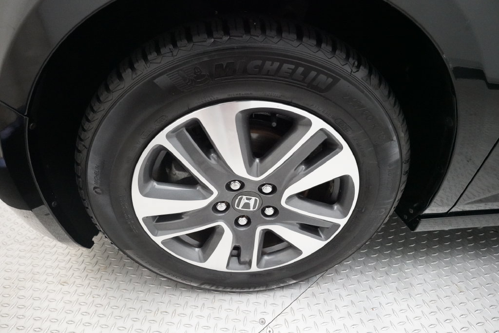 Used 2016 Honda Odyssey Touring image 29