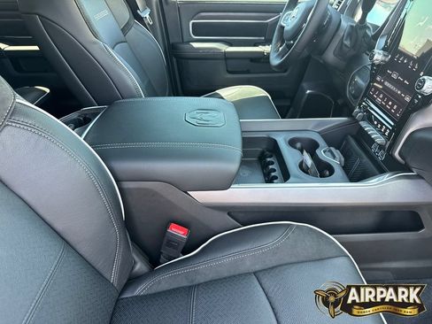 New 2026 RAM 2500 Laramie w/ Night Edition AWD/4WD image 12