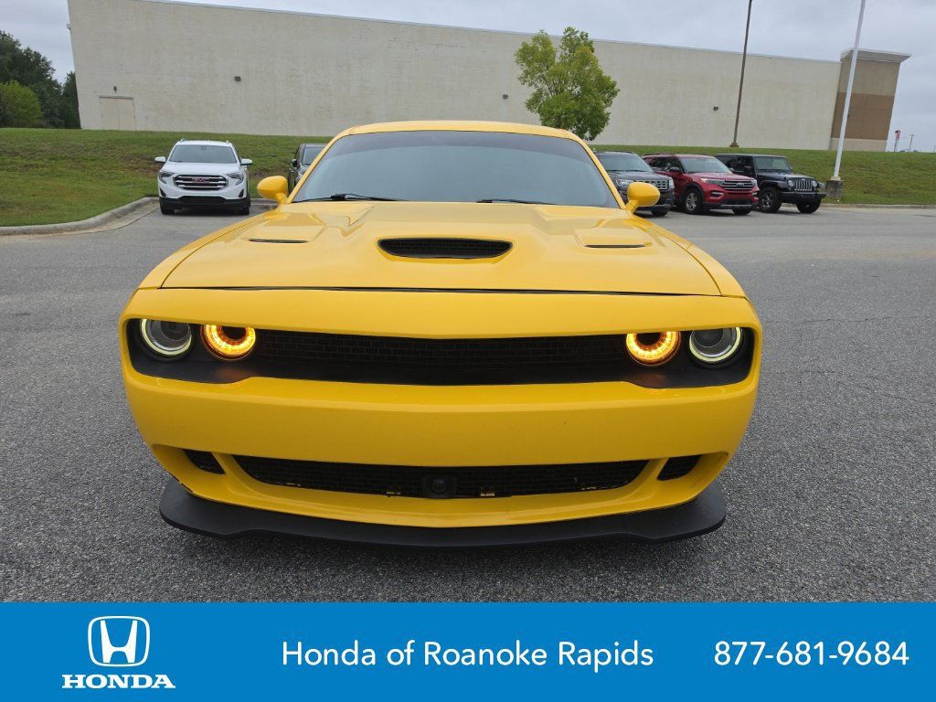 Used 2018 Dodge Challenger R/T Scat Pack w/ Dynamics Package RWD image 8