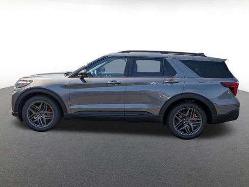 New 2026 Ford Explorer ST image 6