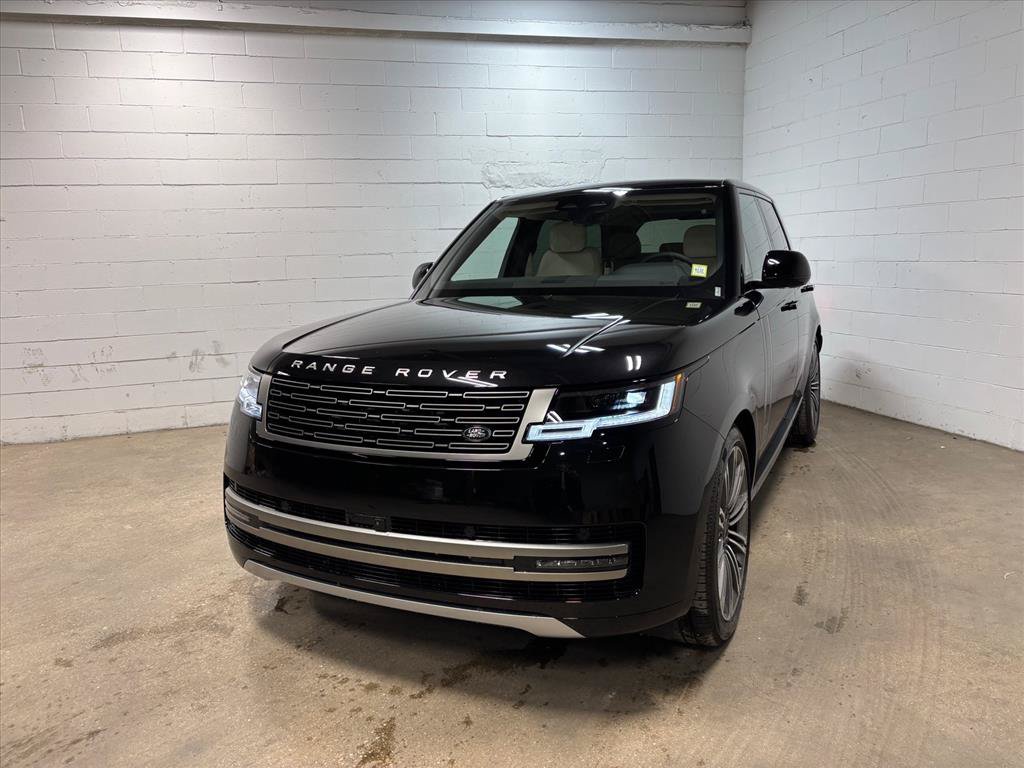 New 2026 Land Rover Range Rover SE AWD/4WD image 2