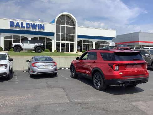 New 2026 Ford Explorer ST w/ Sun And Sound Package AWD/4WD image 5