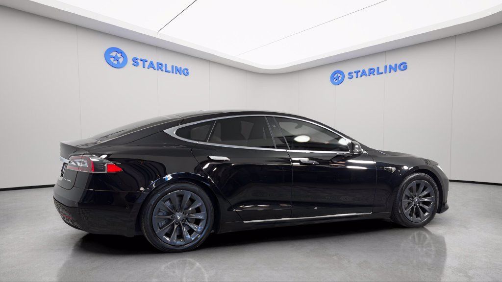 Used 2020 Tesla Model S Long Range AWD/4WD image 11