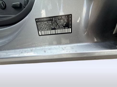 Used 2021 Volkswagen Jetta SEL image 19