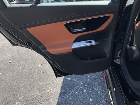 New 2026 Mercedes-Benz GLC 43 AMG 4MATIC image 35