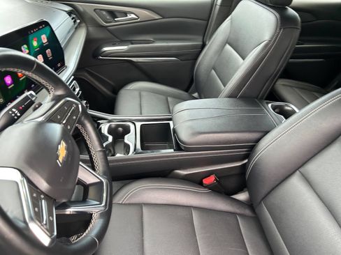 Used 2025 Chevrolet Traverse LT AWD/4WD image 20