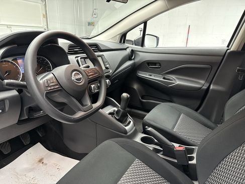 Used 2024 Nissan Versa S FWD image 10