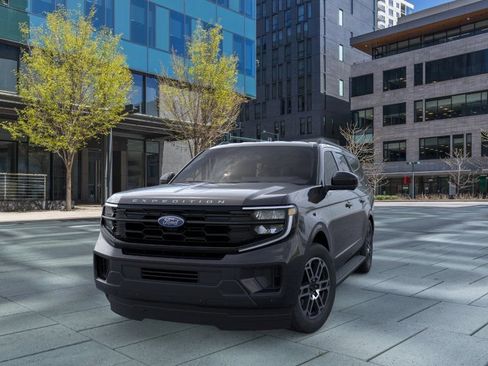 New 2026 Ford Expedition Max Active AWD/4WD image 2