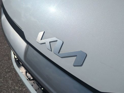 Used 2023 Kia Sportage LX FWD image 13