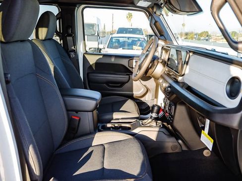 New 2026 Jeep Gladiator Willys image 21
