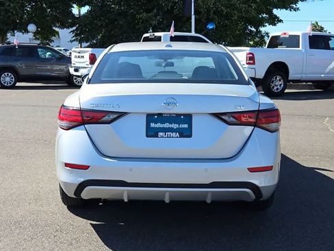 Used 2023 Nissan Sentra SV FWD image 7