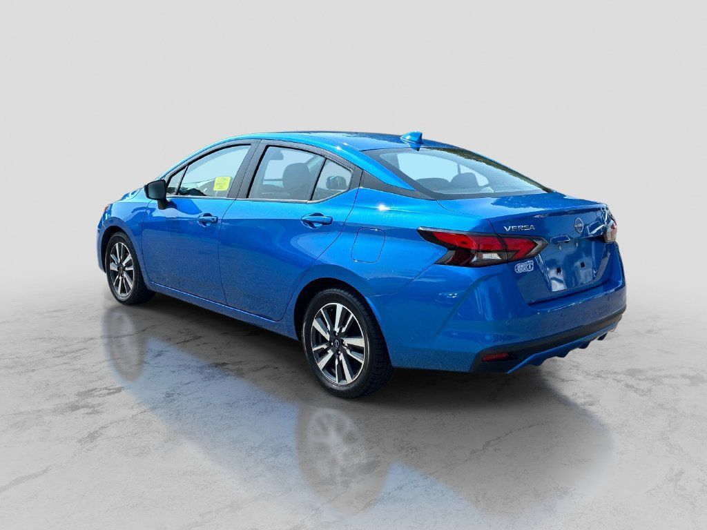 Certified 2024 Nissan Versa SV FWD image 5