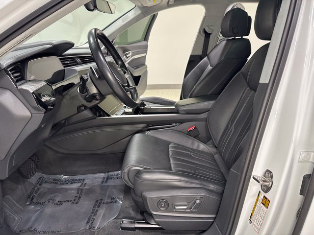 Used 2024 Audi Q8 e-tron Prestige w/ Prestige Package AWD/4WD image 15