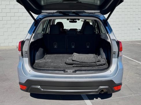 Used 2020 Subaru Forester Premium image 10