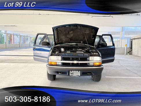 Used 1999 Chevrolet Blazer LT image 24