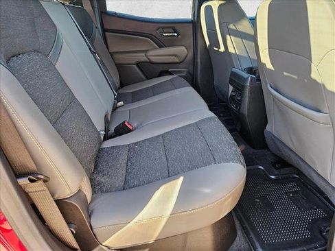 Used 2024 Chevrolet Colorado ZR2 w/ Safety Package image 20