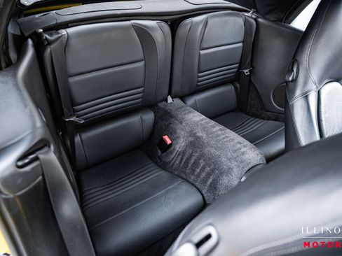 Used 2001 Porsche 911 Carrera 4 image 30