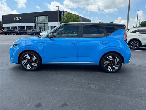 Certified 2024 Kia Soul GT-Line FWD image 6