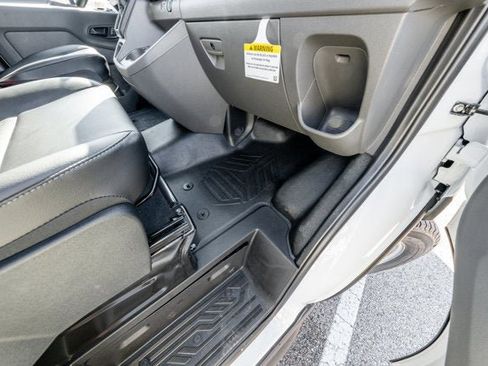 New 2025 Ford Transit 250 148 Medium Roof image 14