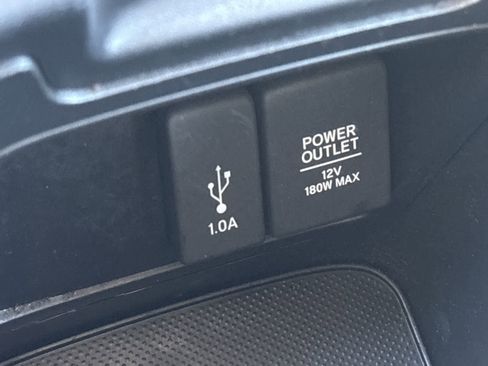 Used 2018 Honda CR-V LX image 30