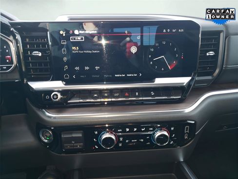 Used 2023 GMC Sierra 1500 SLT AWD/4WD image 18