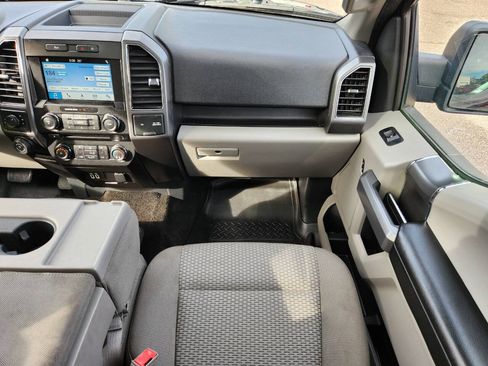 Used 2018 Ford F150 XLT w/ Equipment Group 302A Luxury AWD/4WD image 18