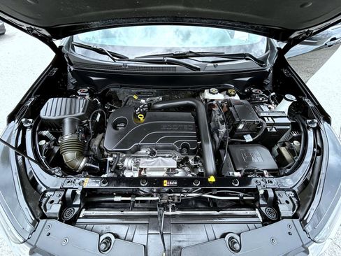 Certified 2023 Chevrolet Equinox LT image 24