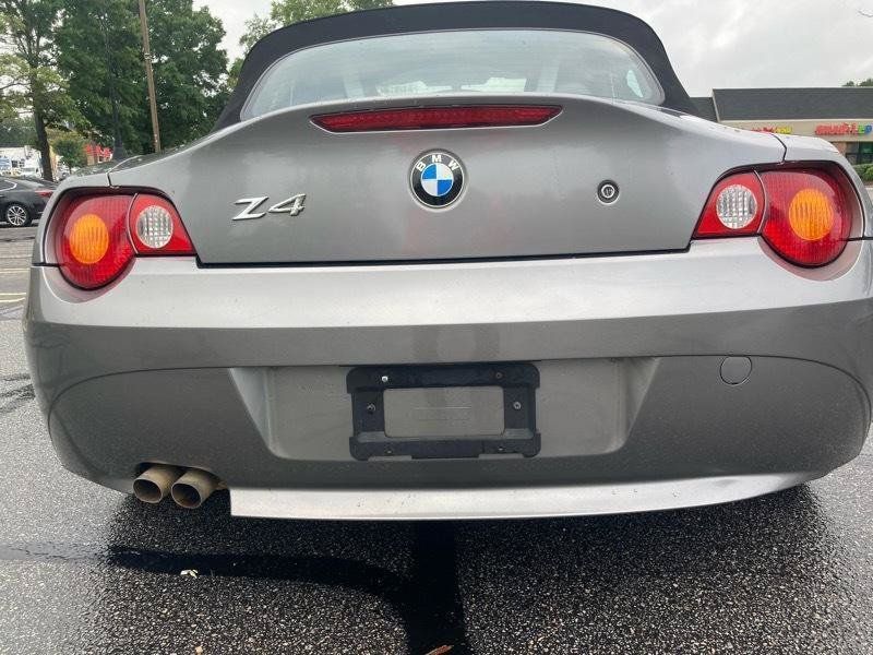 Used 2003 BMW Z4 2.5i RWD image 8
