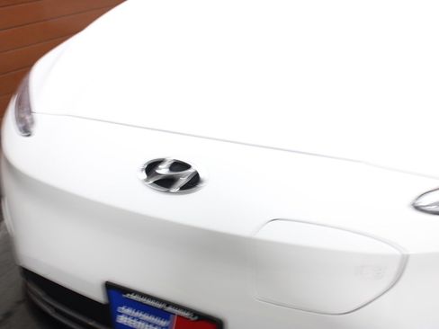 Used 2023 Hyundai Kona Limited w/ Cargo Package image 3