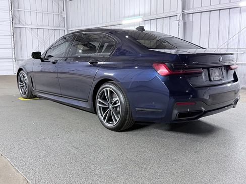 Used 2022 BMW 750Li xDrive AWD/4WD image 11